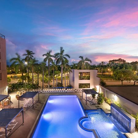 Doubletree By Hilton Esplanade Darwin Hotel Exterior photo