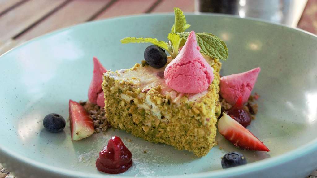 Doubletree By Hilton Esplanade Darwin Hotel Restaurant photo